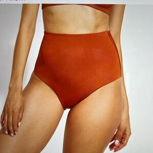 Left On Friday Hi Tide Bottom, Bronze